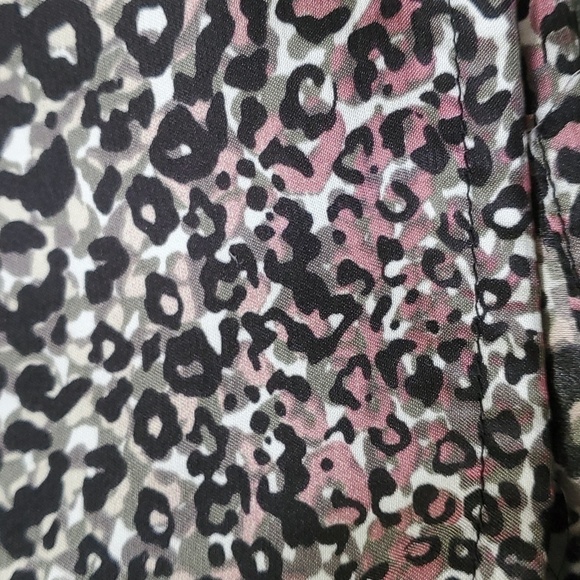 BCBG Generation romper, animal print. Size small.  Polyester.  Washable. - Picture 8 of 13